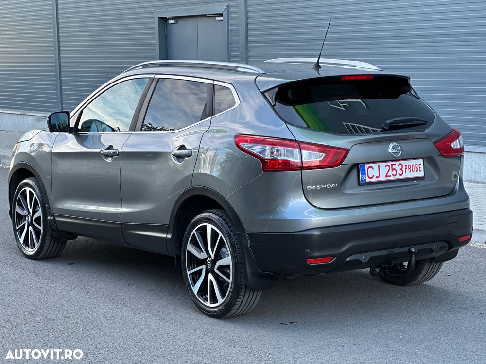Nissan Qashqai 1.6 DIG-T TEKNA - 11