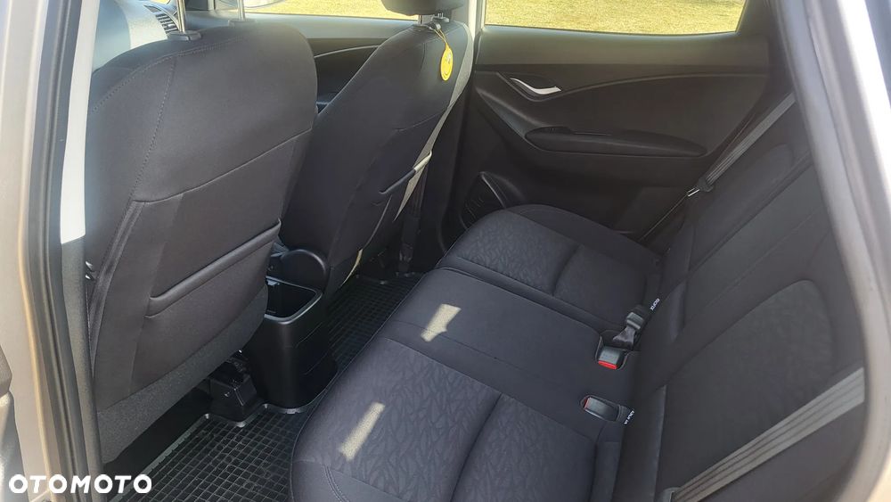 Hyundai ix20 1.4 BlueDrive Comfort - 7