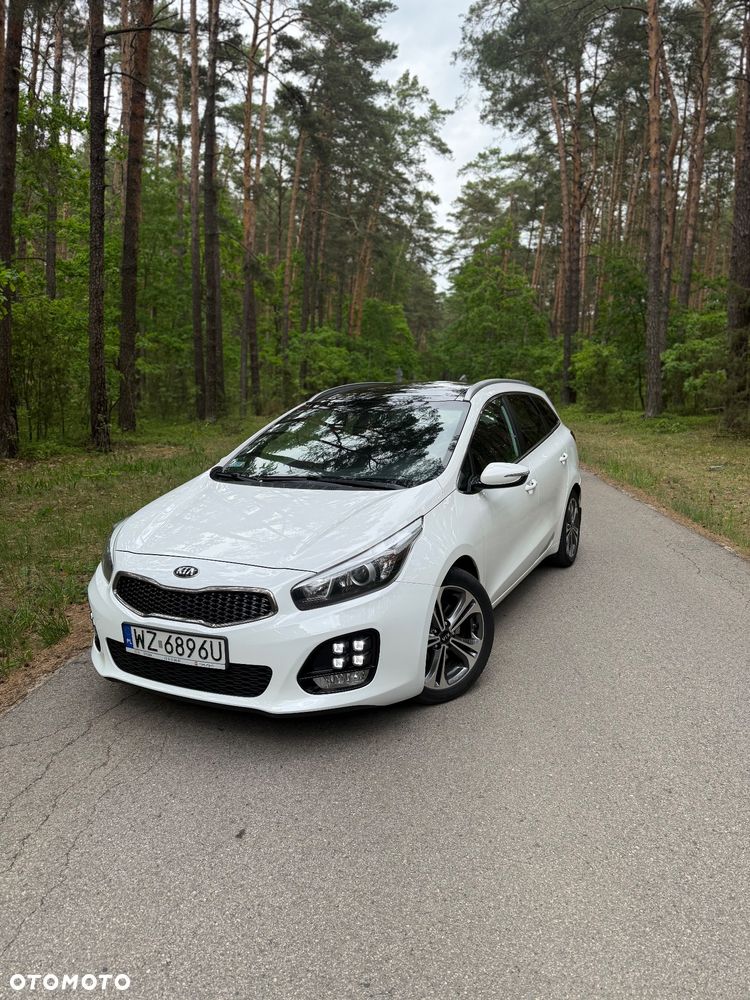 Kia Ceed 1.6 CRDi GT Line - 1