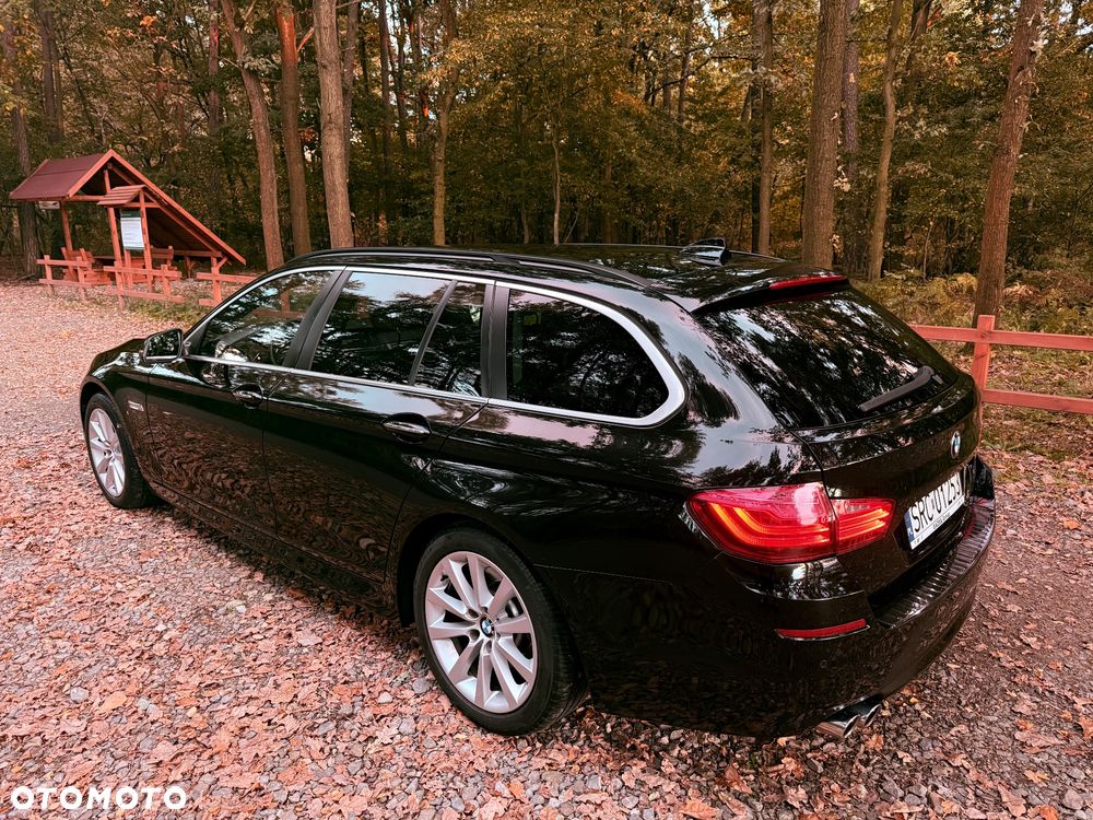 BMW Seria 5 530d xDrive - 9