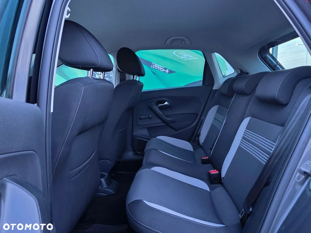 Volkswagen Polo 1.2 TSI Life - 26