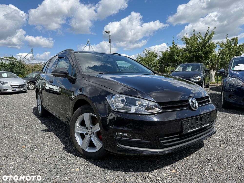 Volkswagen Golf - 2
