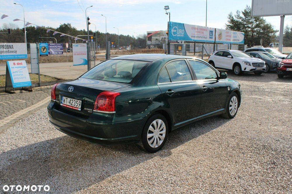 Toyota Avensis - 6