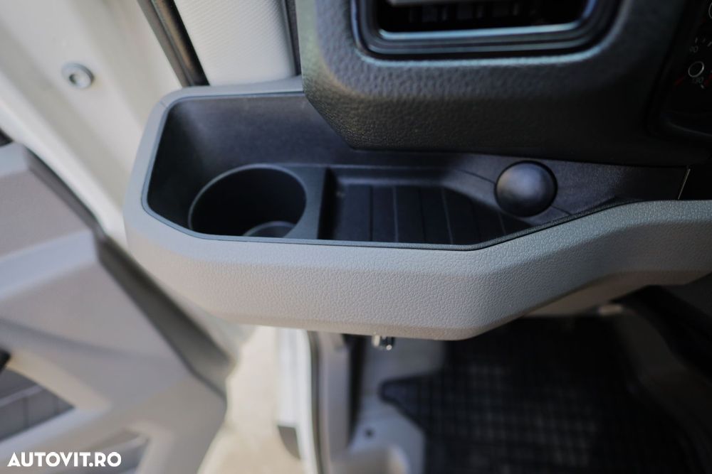 Volkswagen Crafter L2H2 - 24