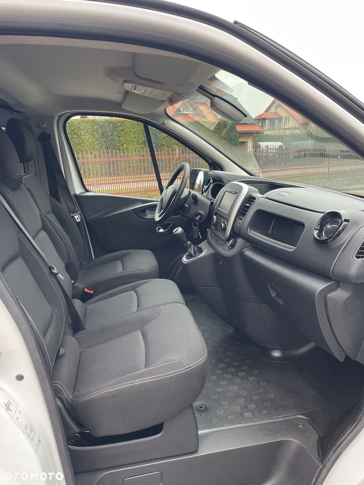 Renault Trafic - 17