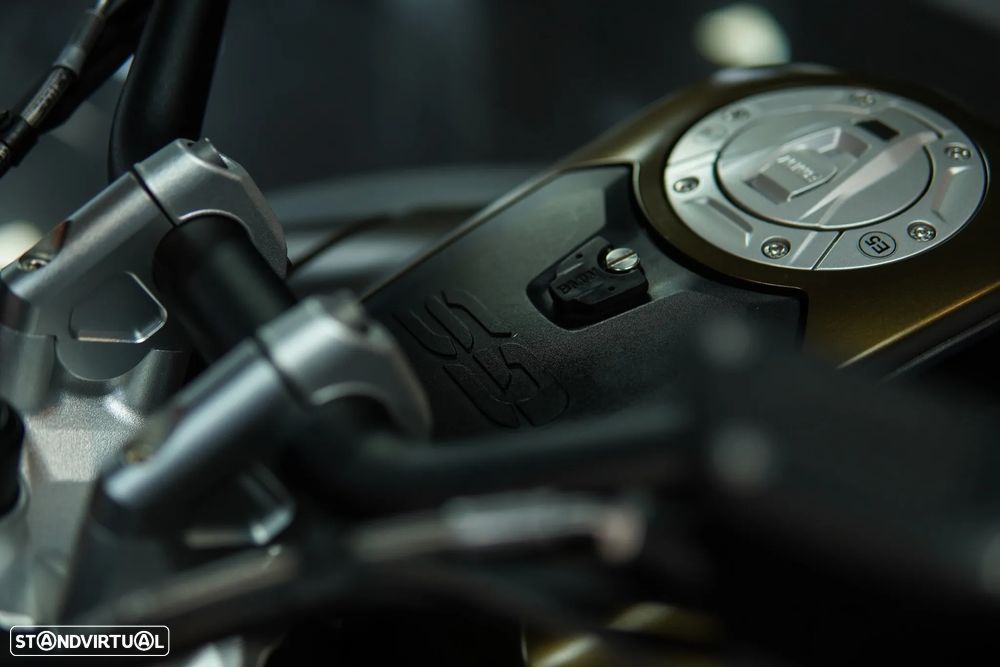 BMW R 1250 GS Adventure EXCLUSIVE Akrapovic - 17