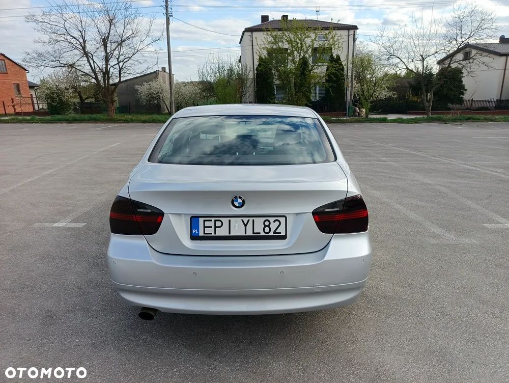 BMW Seria 3 - 10