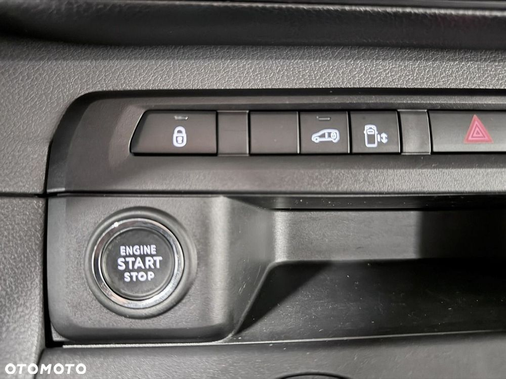 Opel Vivaro - 27