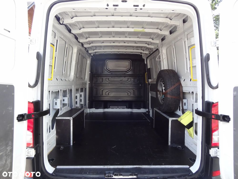 Volkswagen Crafter 2 L2H1 Furgon 35 Średni IDEALNY Salon Polska! - 10