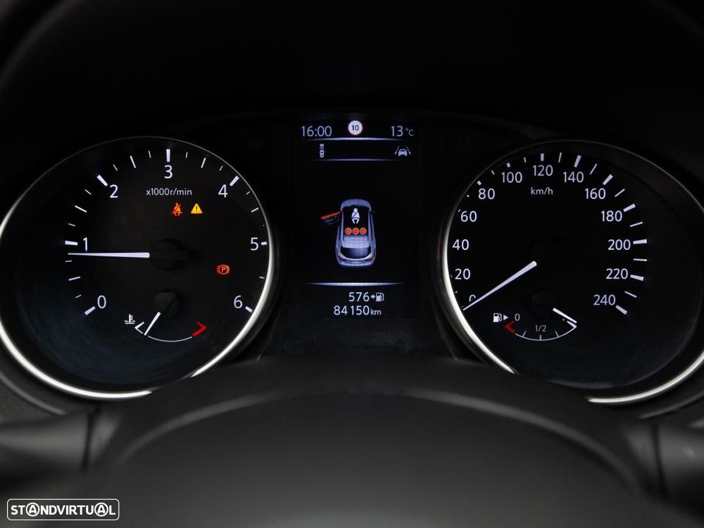 Nissan Qashqai 1.5 dCi N-Connecta - 16