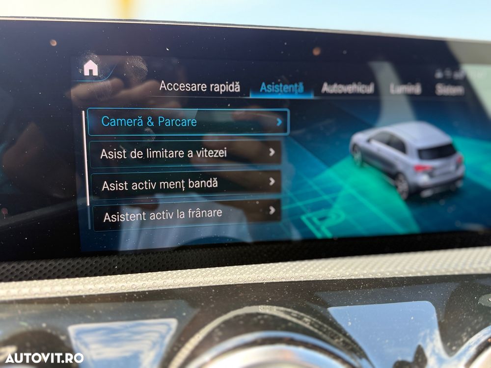 Mercedes-Benz A 180 d Sedan 8G-DCT AMG Line - 17