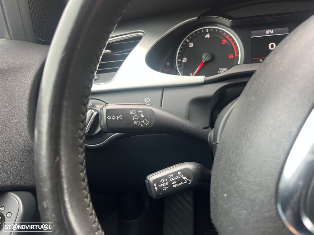 Audi A4 Avant 2.0 TDI Business Line Sport - 20