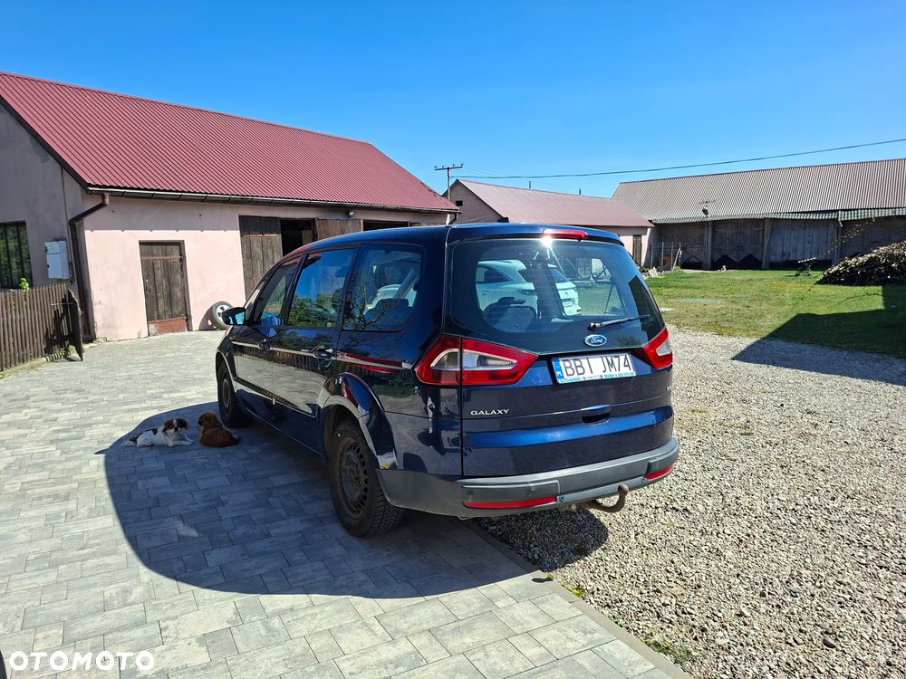 Ford Galaxy - 5
