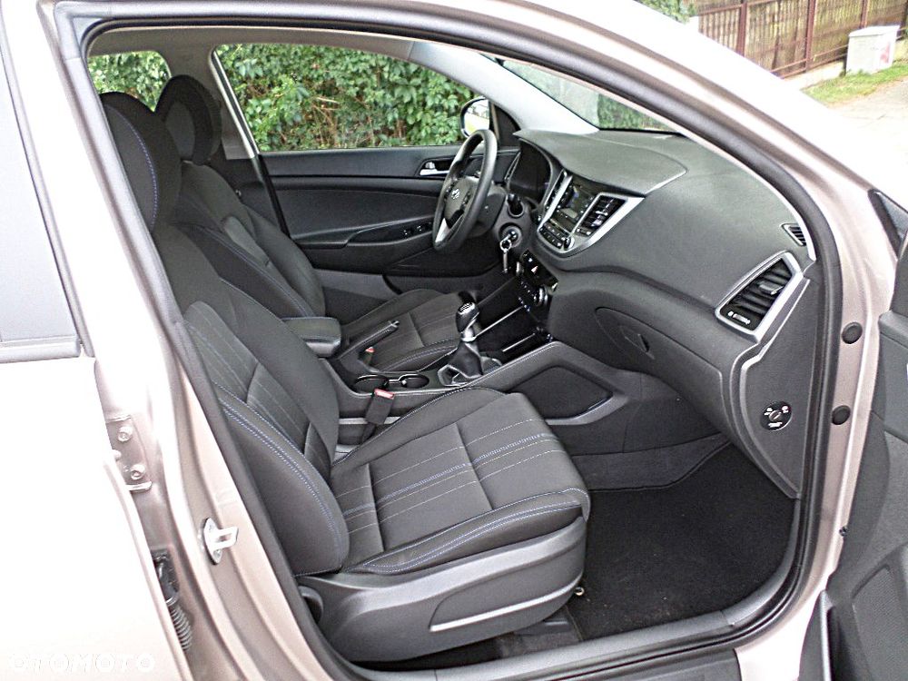 Hyundai Tucson blue 1.6 GDi 2WD Classic - 12