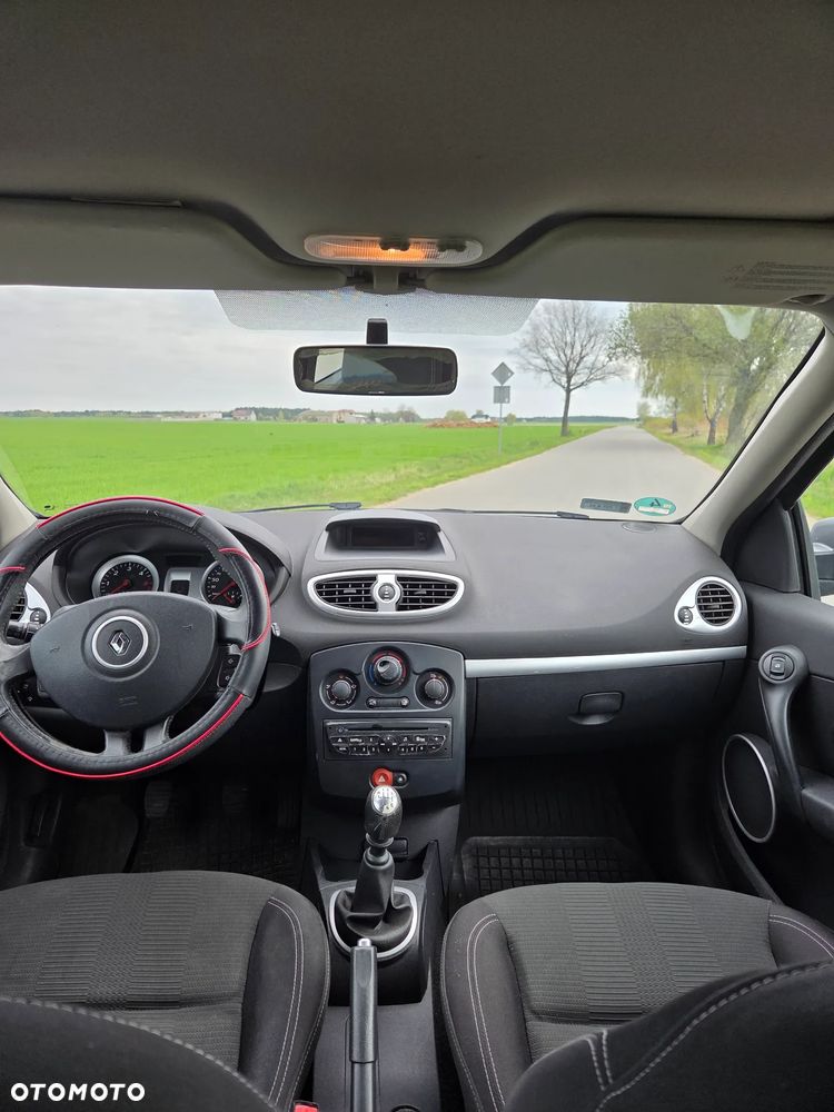Renault Clio - 7