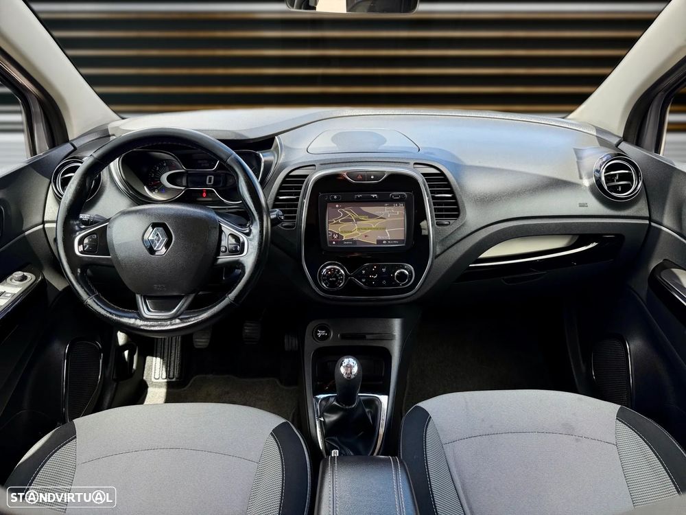 Renault Captur 1.5 dCi Exclusive - 13