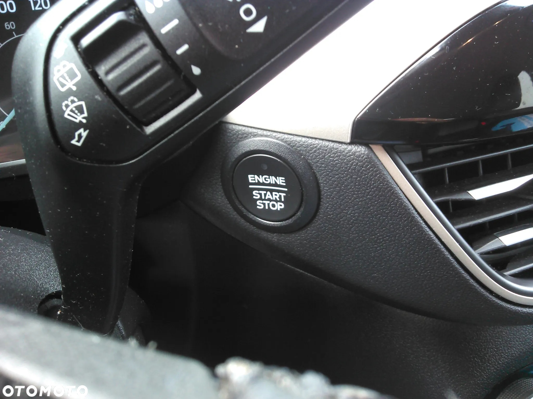 Ford Kuga - 19