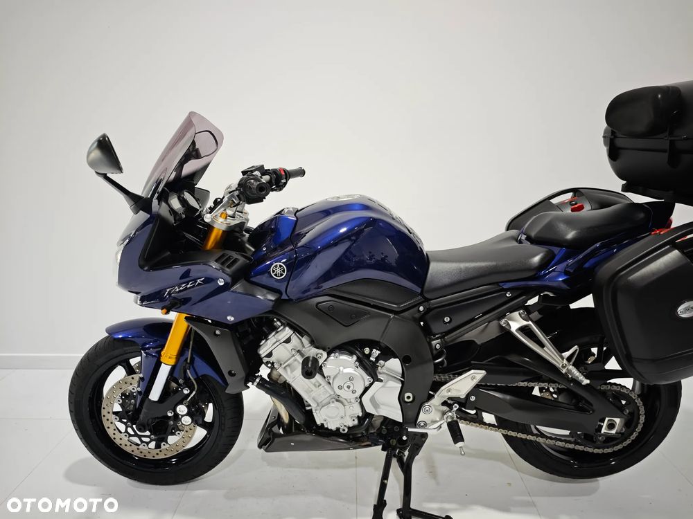 Yamaha FZ - 21