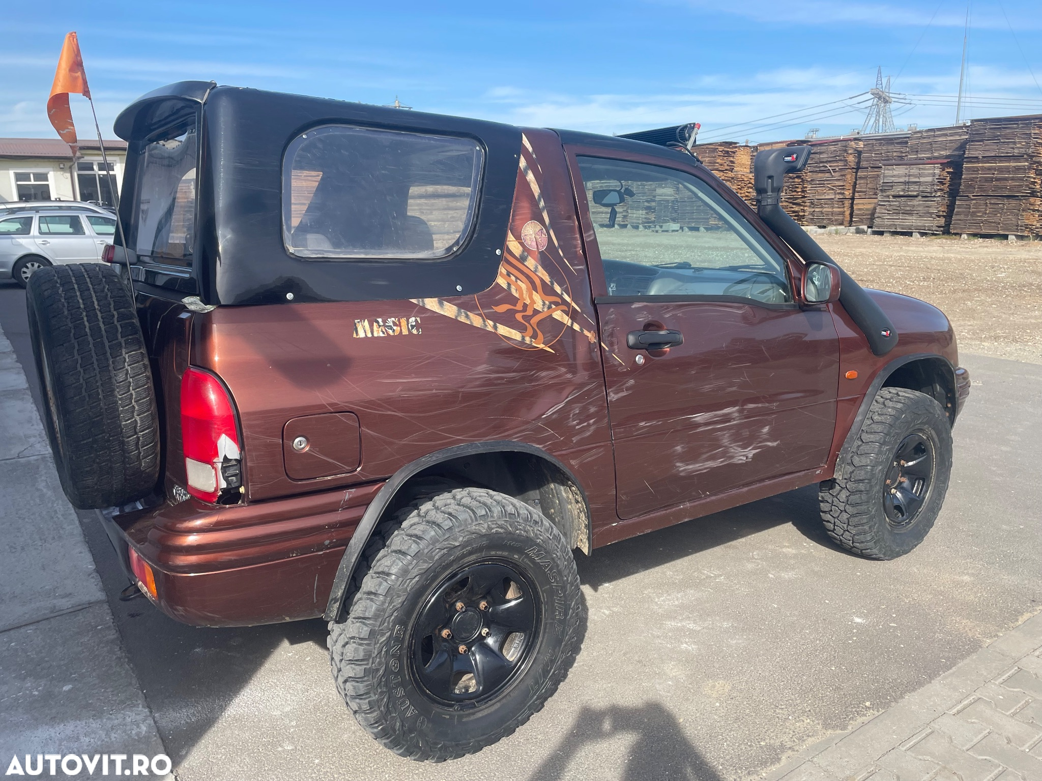Suzuki Grand Vitara 2.0 - 3
