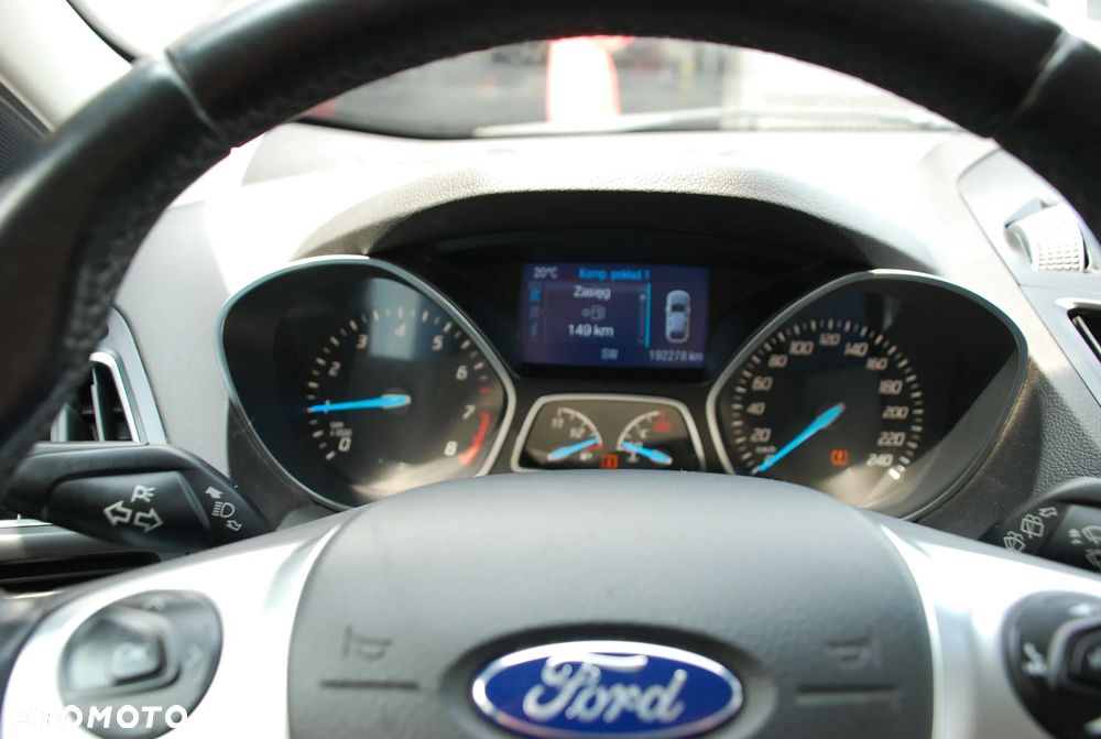 Ford Kuga 1.5 EcoBoost 2x4 Titanium - 17