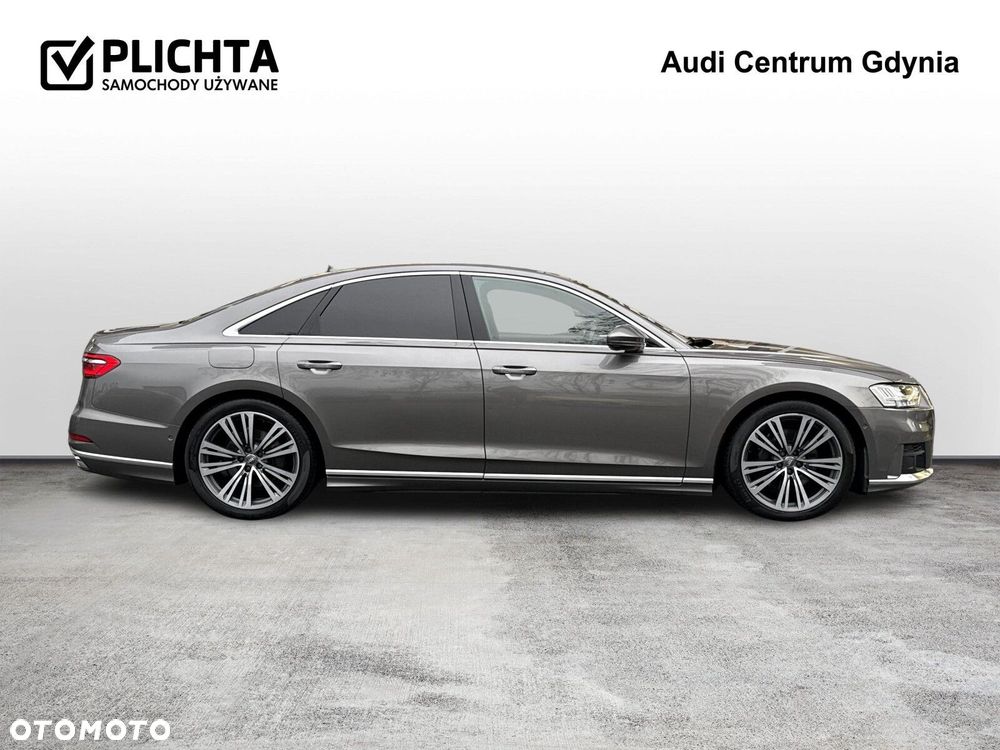 Audi A8 - 6