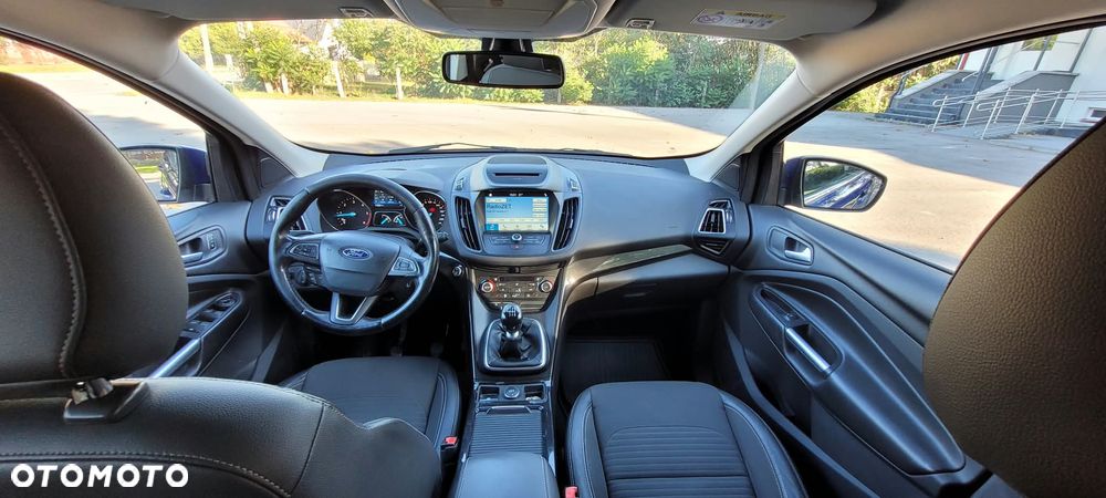 Ford Kuga 1.5 TDCi FWD Titanium - 9