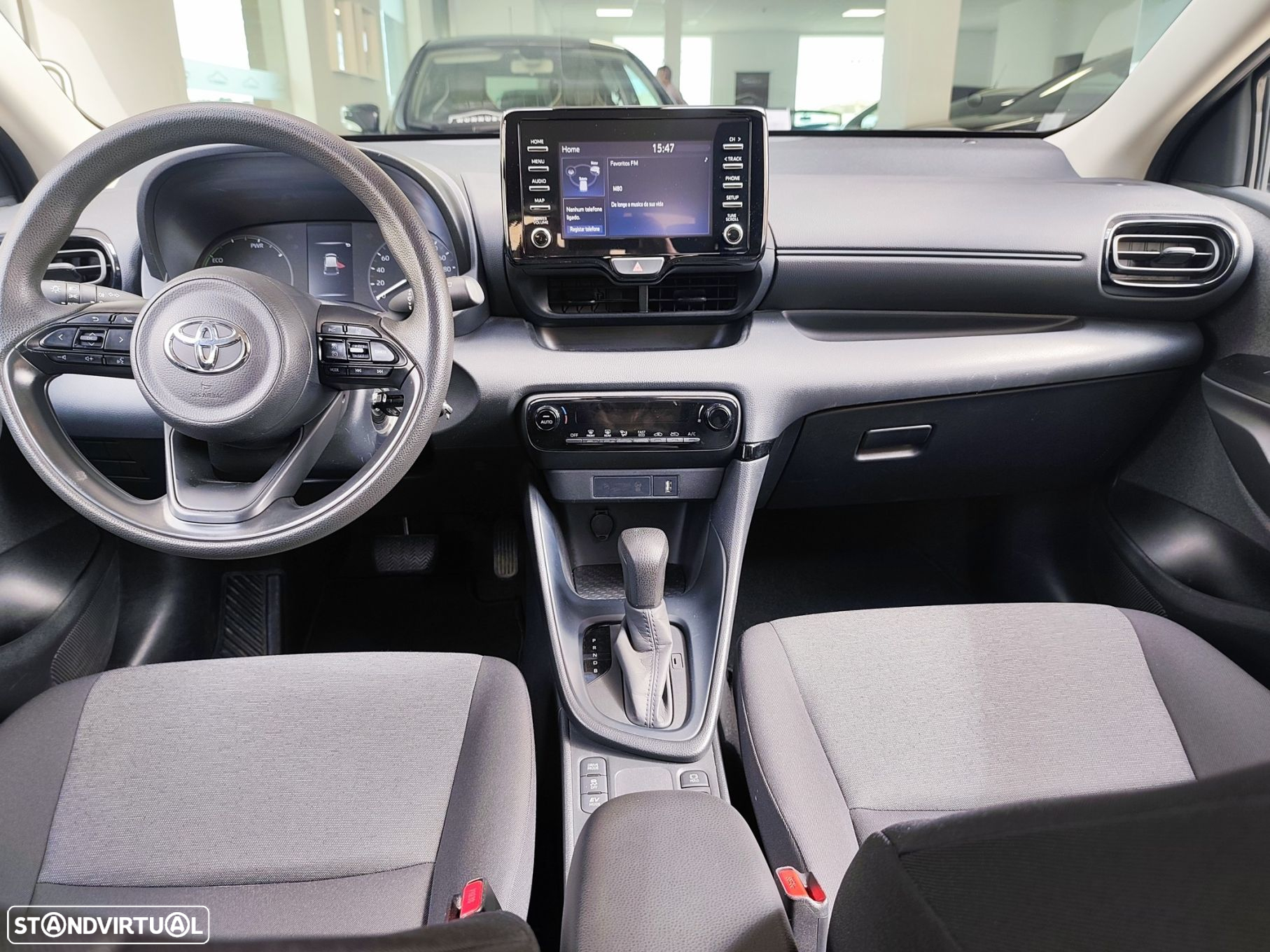 Toyota Yaris - 4
