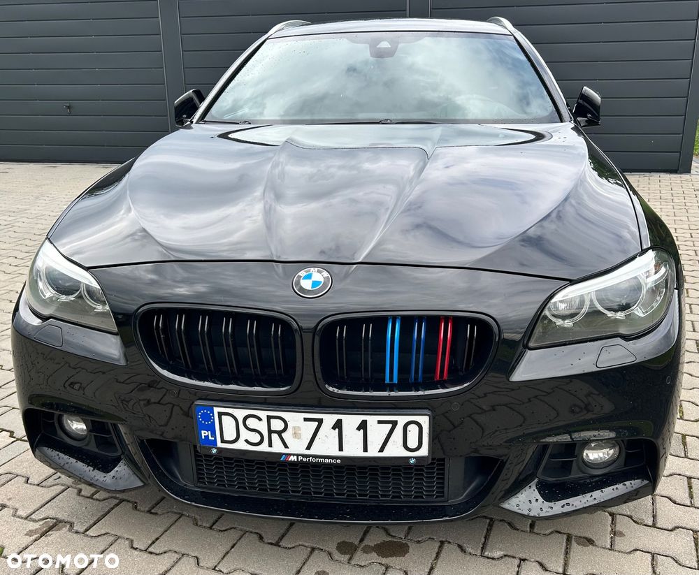 BMW Seria 5 525d - 2