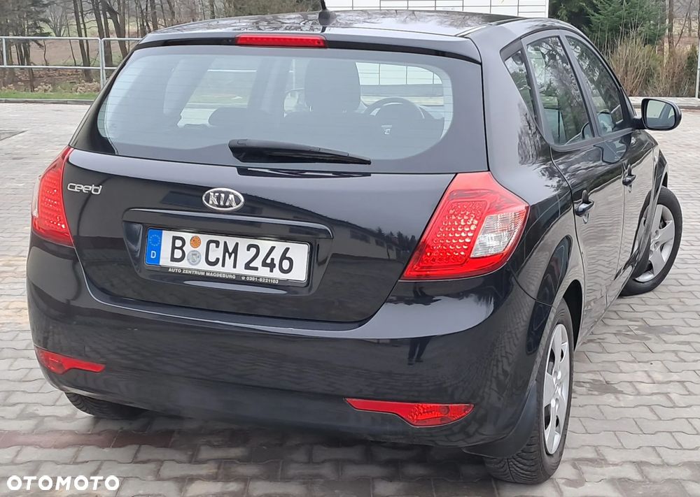 Kia Ceed 1.4 CVVT Attract - 5
