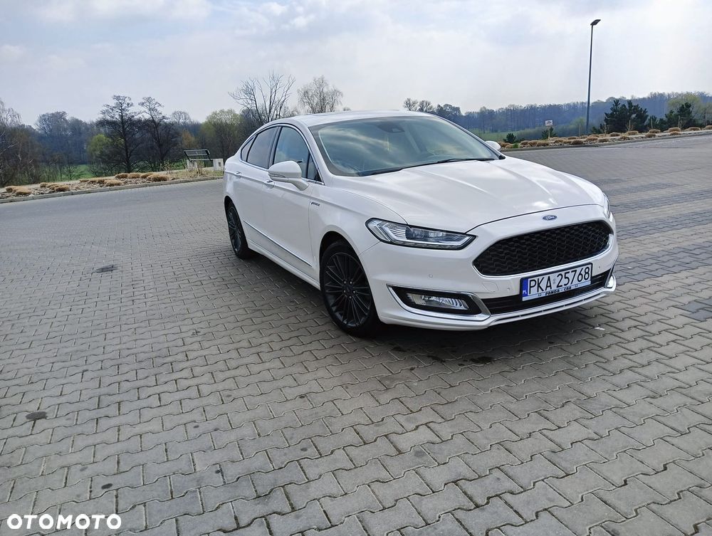 Ford Mondeo 2.0 Hybrid Vignale Plus - 2