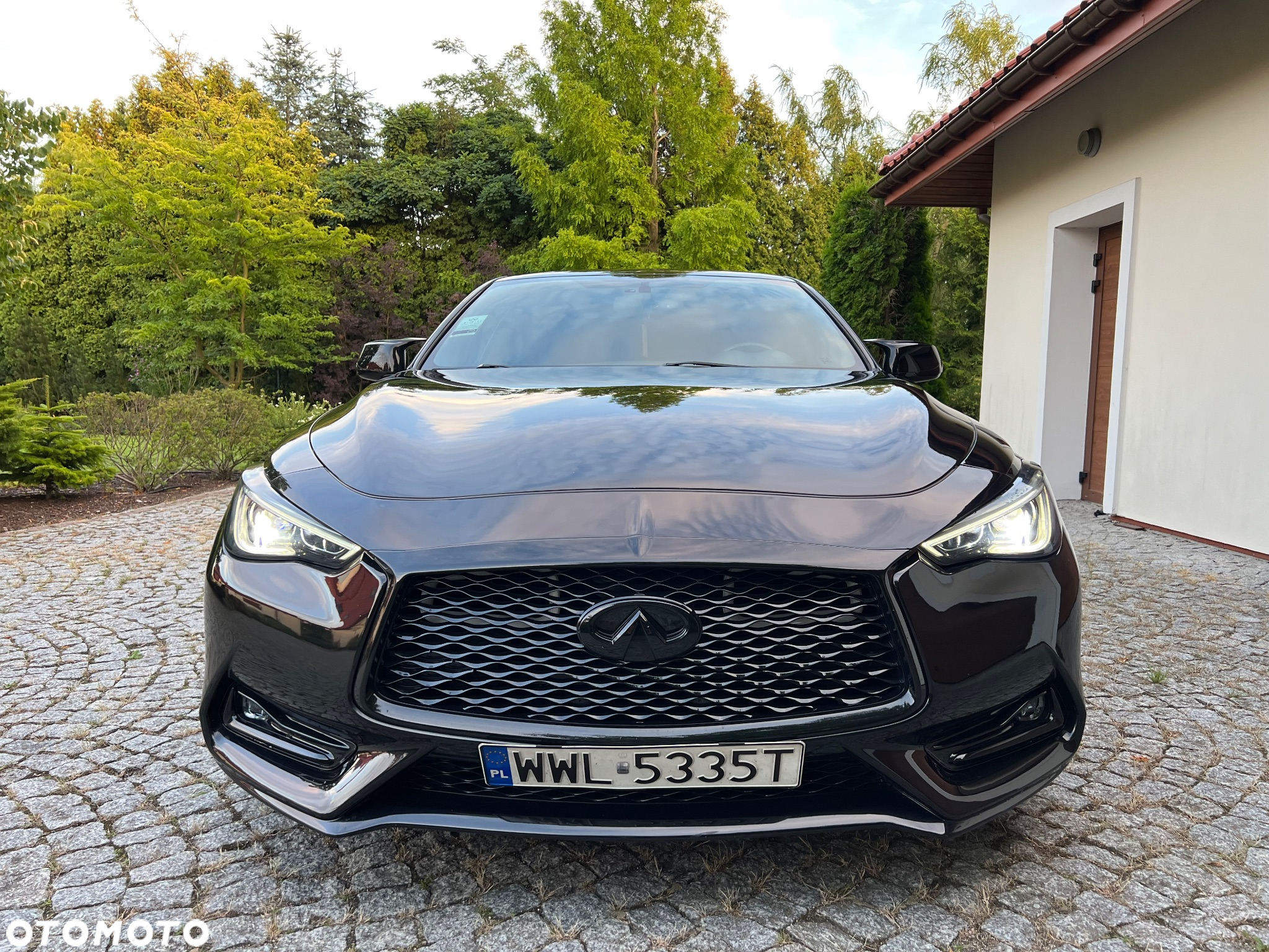 Infiniti Q60 Q60S 3.0t Coupe AWD Sport - 10