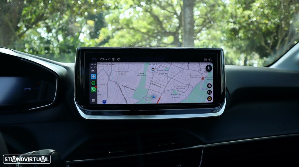 Peugeot 208 1.2 Hybrid Allure e-DCS6 - 29