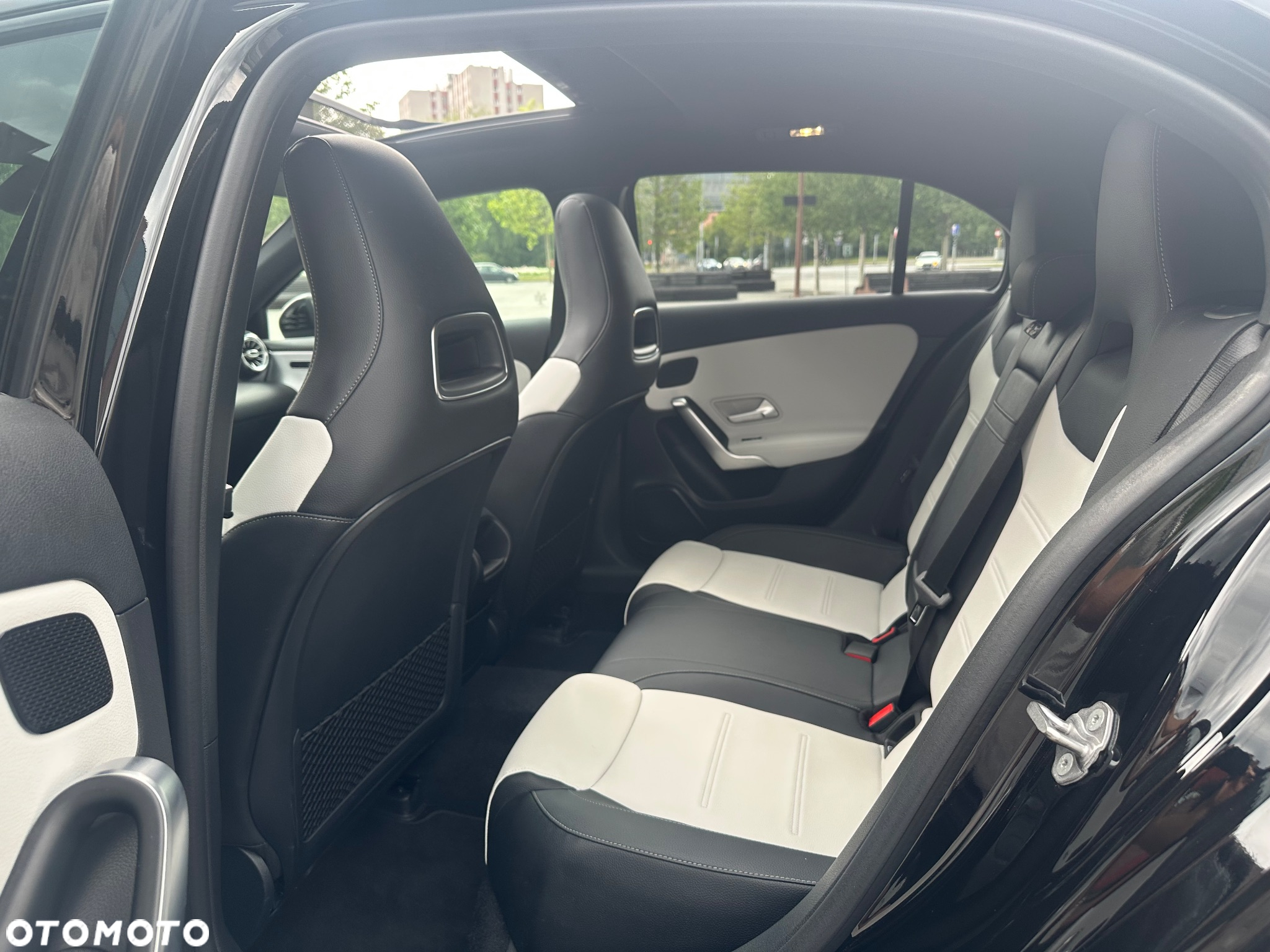Mercedes-Benz Klasa A 200 AMG Line 7G-DCT - 7