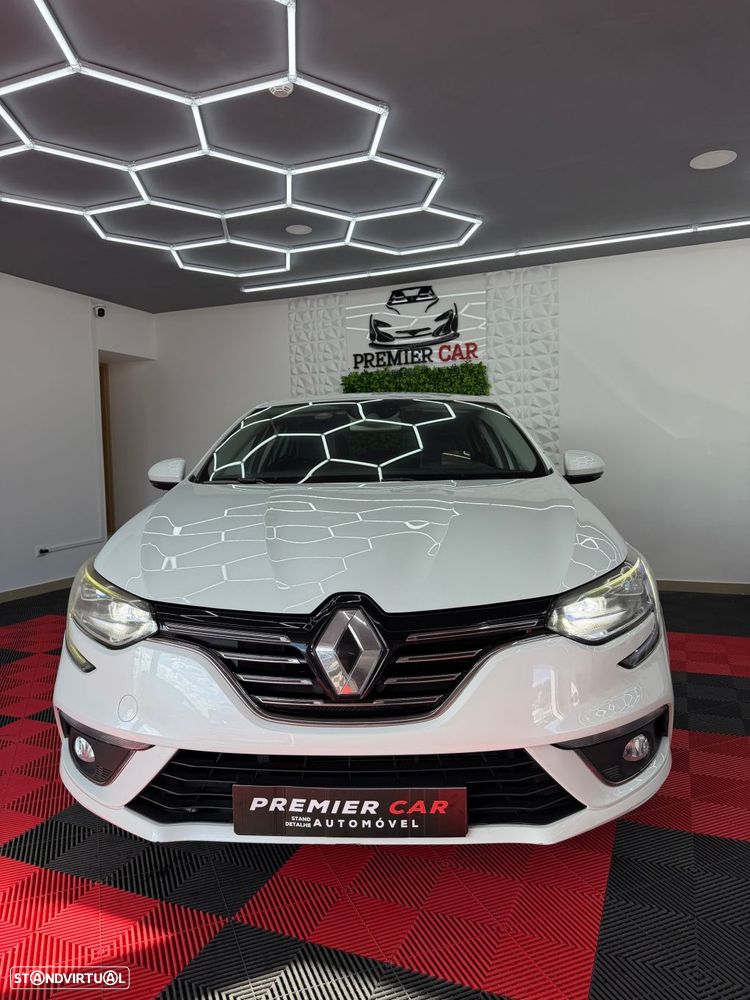Renault Mégane ENERGY TCe 130 BOSE EDITION - 3