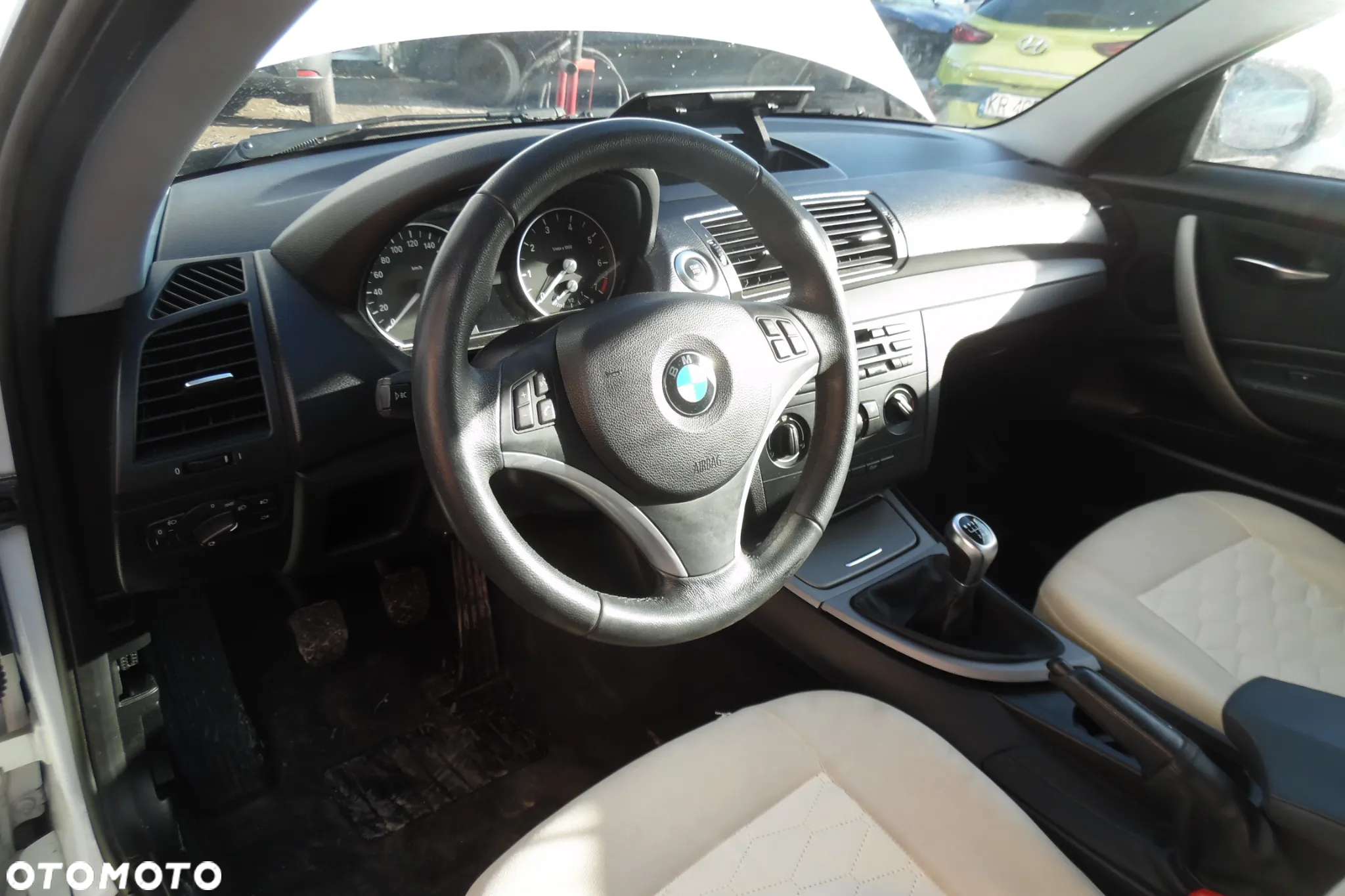 BMW Seria 1 116i - 6
