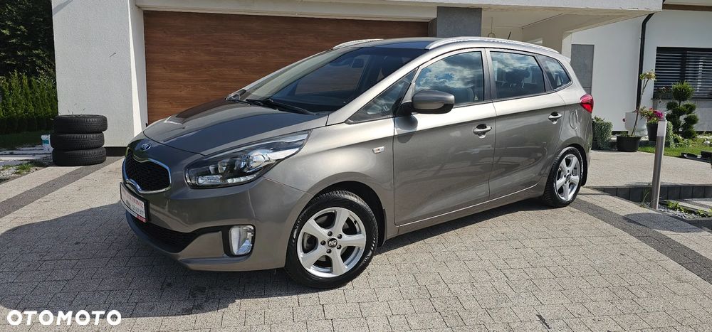 Kia Carens 1.6 GDI L 7os EU6 - 28