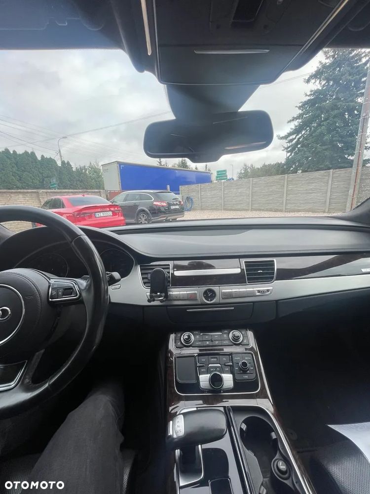 Audi A8 4.2 FSI Quattro - 6