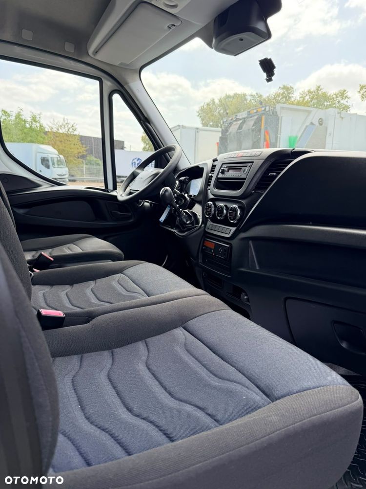 Iveco 72C18 KONTENER WINDA - 26