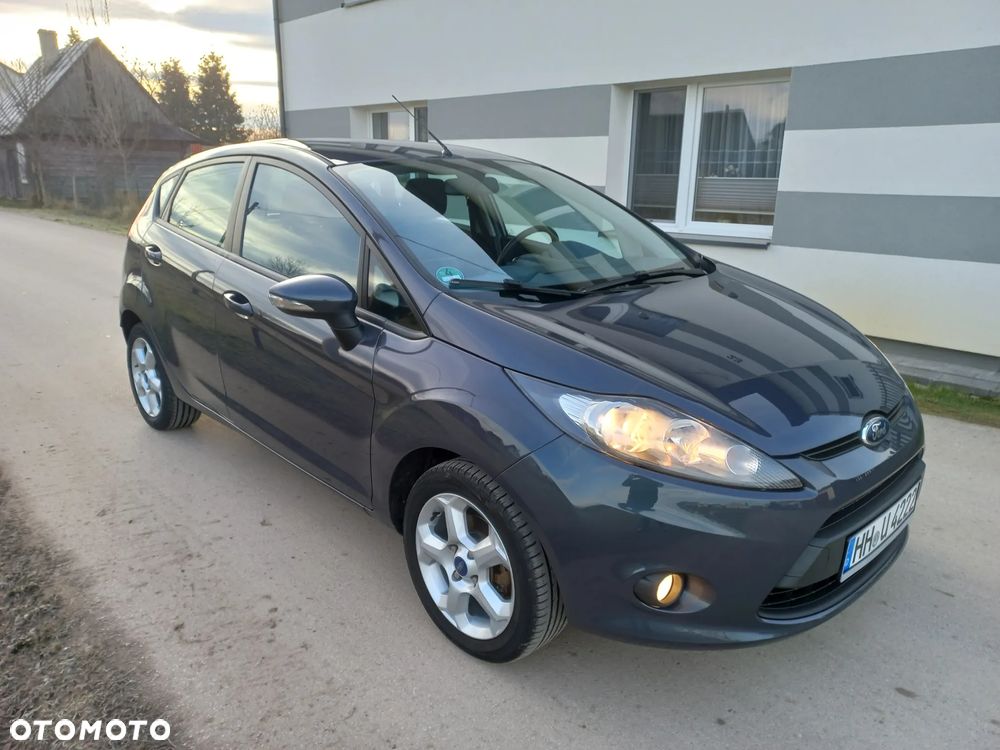 Ford Fiesta - 27