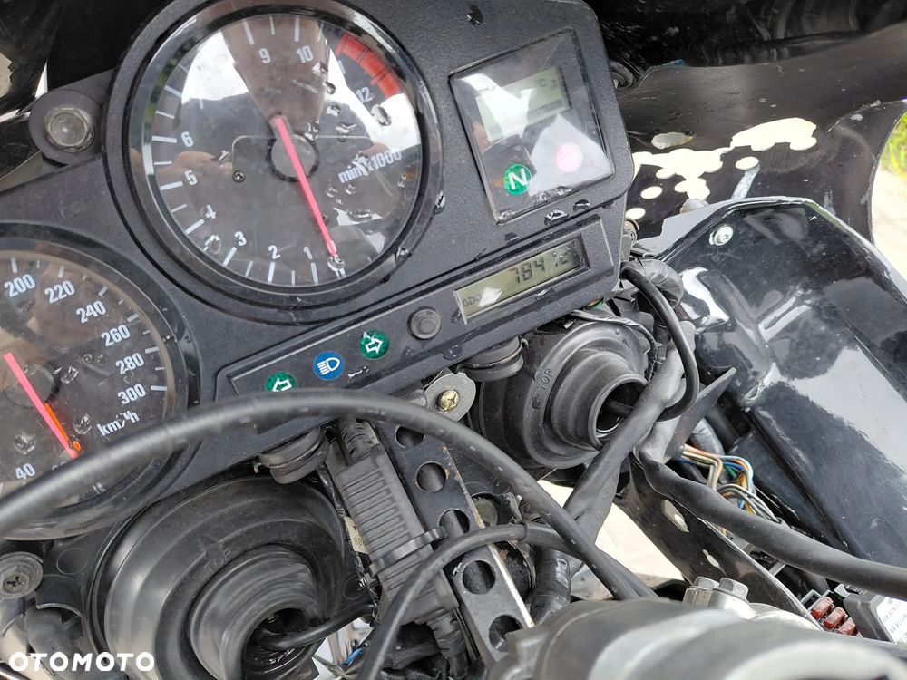Honda CBR - 9