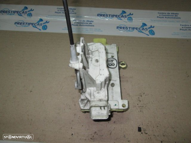 Fecho XS41A26413BH FORD FOCUS 2001 TE - 2