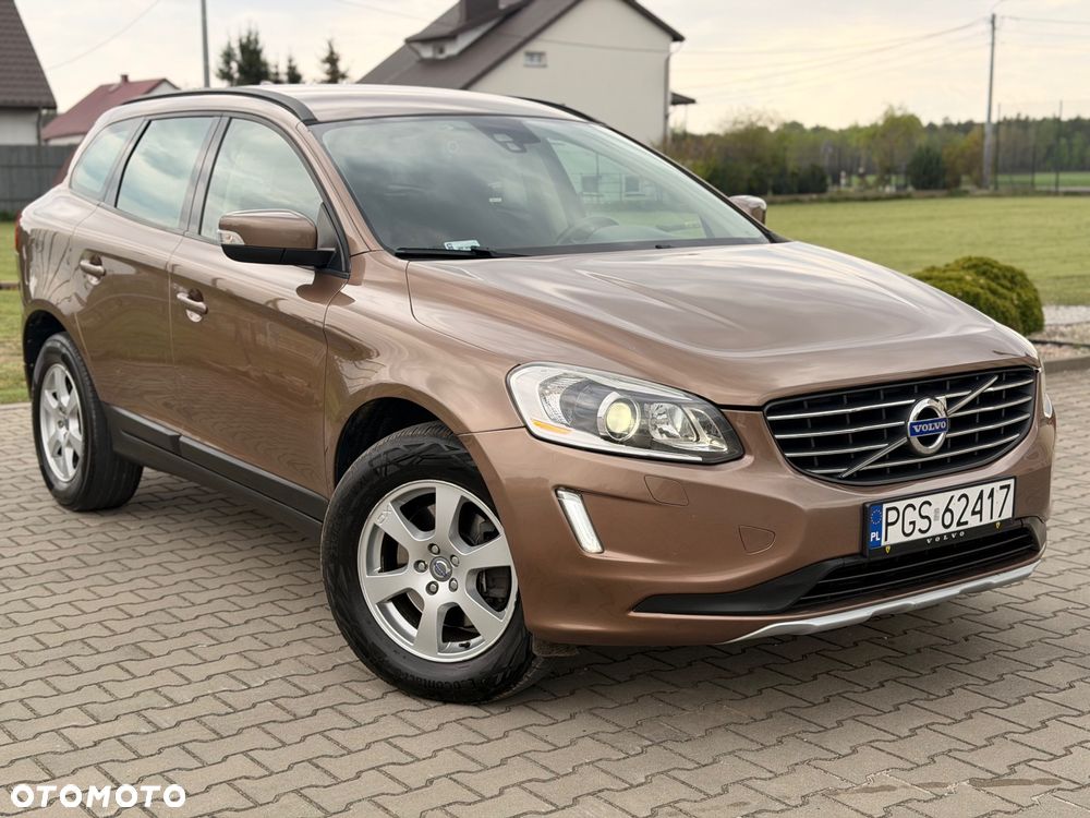 Volvo XC 60 D5 AWD Momentum - 1