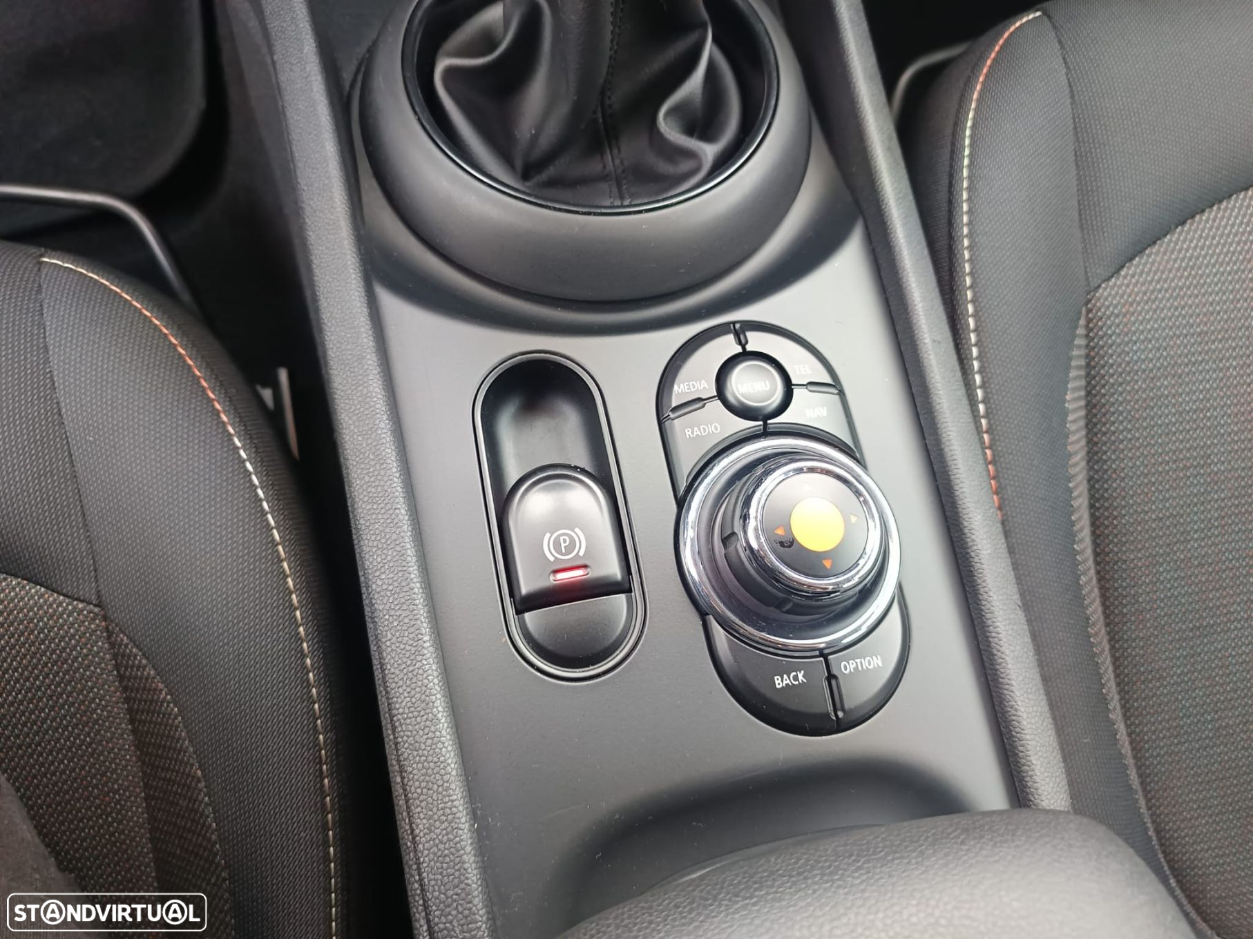 MINI Clubman One D - 15