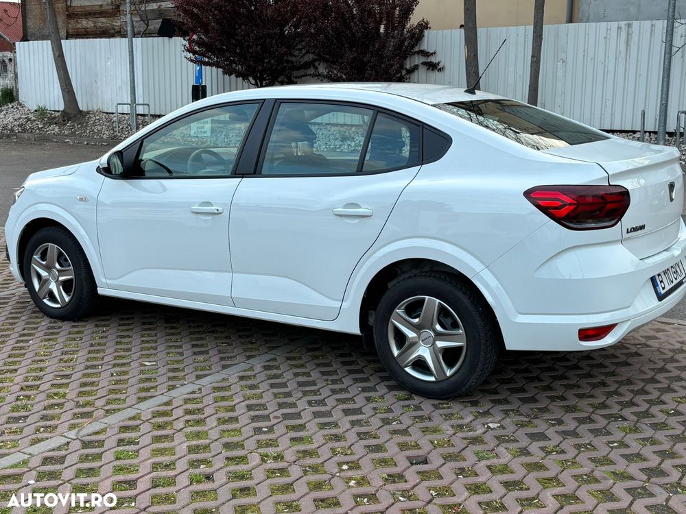 Dacia Logan TCe 90 Essential - 3