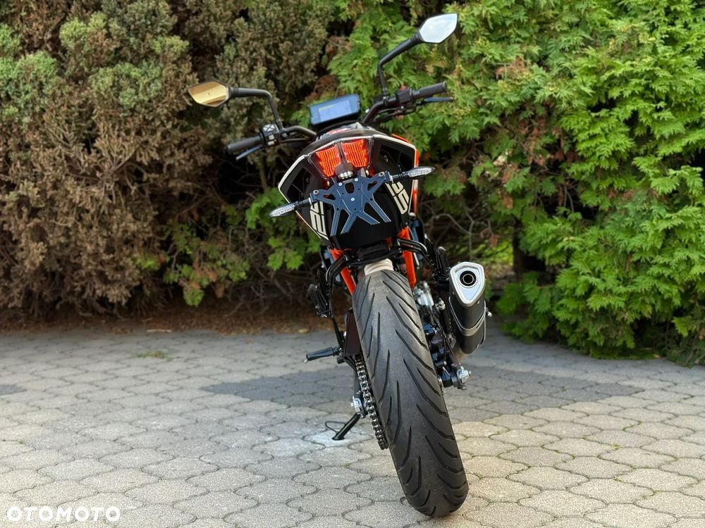 KTM Duke - 4