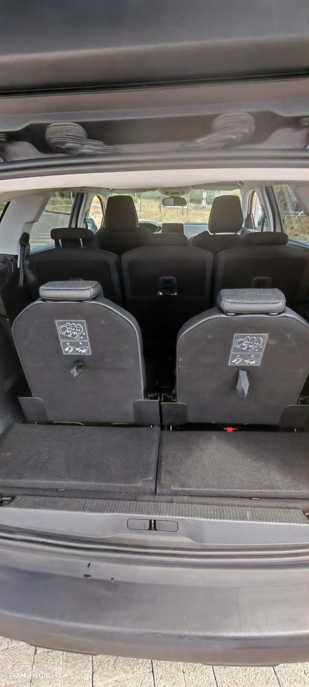 Peugeot 5008 1.5 BlueHDi Allure EAT8 - 8