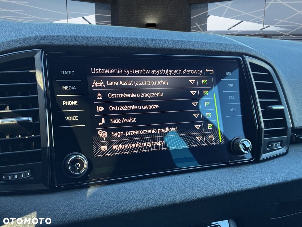 Skoda Karoq 2.0 TDI SCR 4x2 Sportline DSG - 20