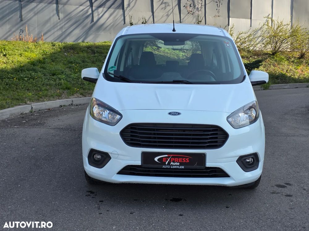 Ford Tourneo Courier 1.5 TDCi Titanium - 13