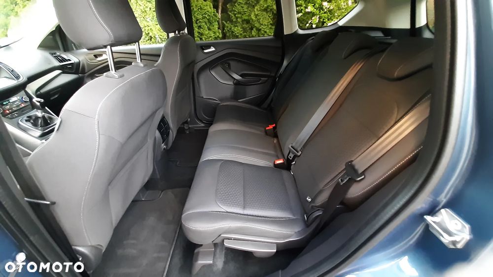 Ford Kuga 1.5 EcoBoost 2x4 Titanium - 27