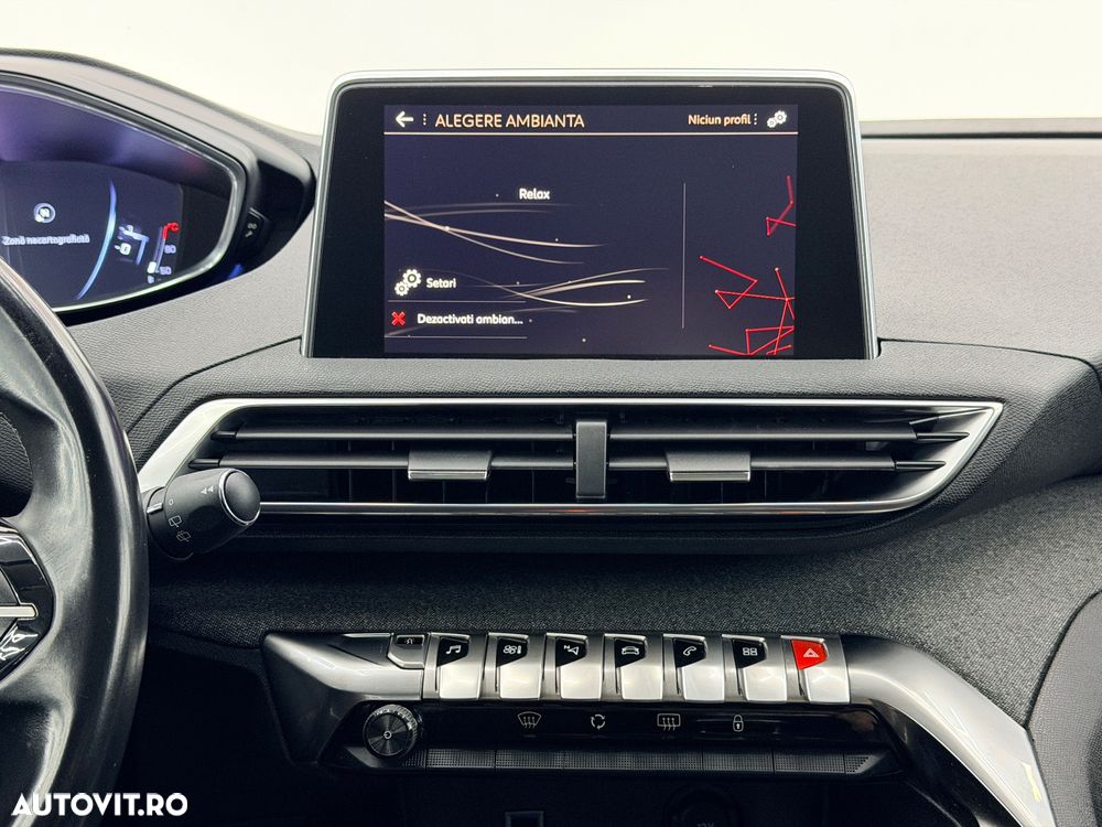 Peugeot 3008 PureTech 130 Stop & Start Allure - 23